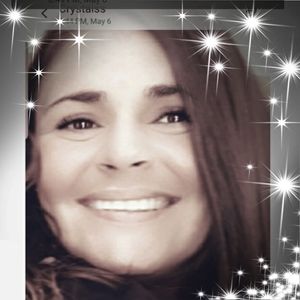 Meet your Posher, Crystal